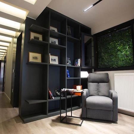 The Lux2 A Gorgeous Apartment 테살로니키 외부 사진