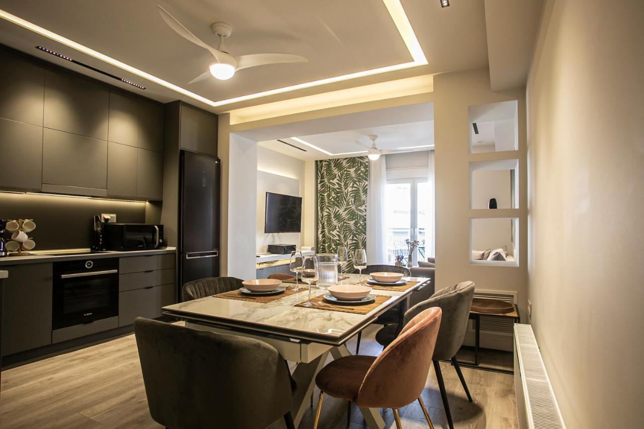 The Lux2 A Gorgeous Apartment 테살로니키 외부 사진
